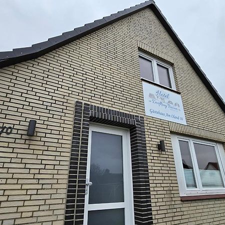Hotel Dorfkrug Buesum - Guenstige Altbauzimmer Am Oland Esterno foto